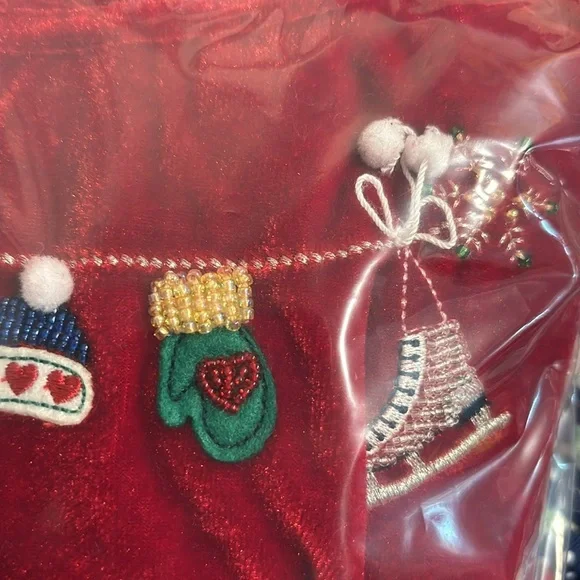 🎄 Sophie Rose Red Velvet Christmas Dress withh Holiday Embellishments size 6X - Picture 12 of 14